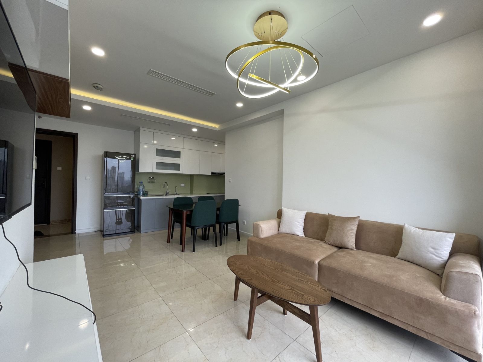 Affordable 2BR Apartment in Vinhomes D’Capitale, Tran Duy Hung st.  — photo 1