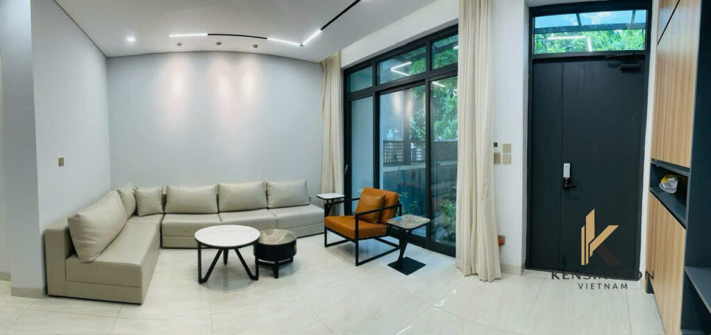 Fully Furnished 4-Bedroom Villa in Starlake gallery image 4