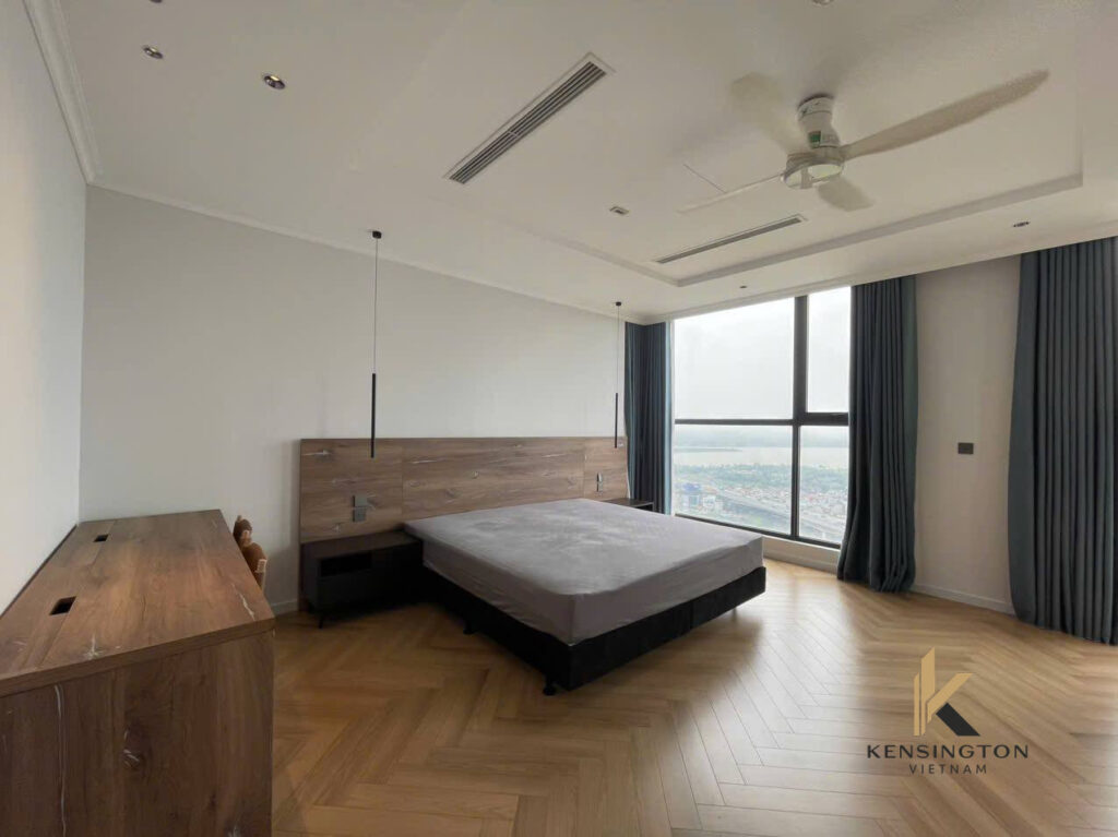 4-Bedroom Apartment at Sunshine Riverside gallery image 4