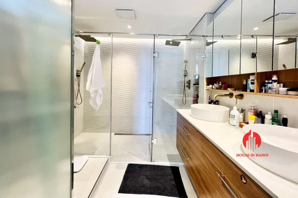 Tay Ho Terrace Apartment gallery image 4